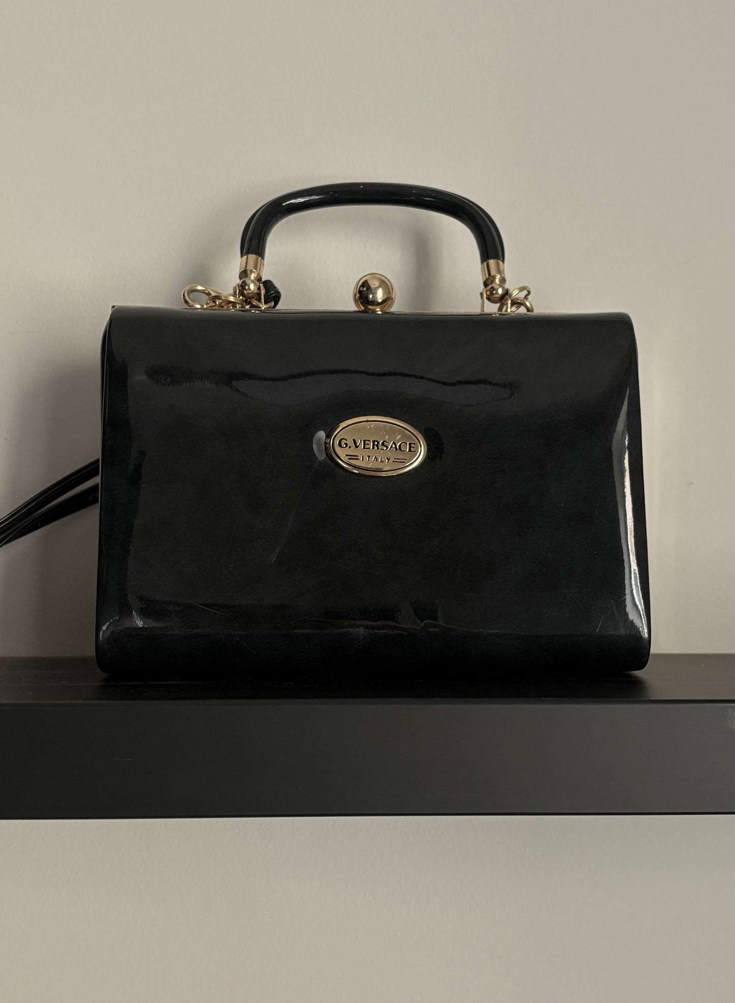 Vintage Gianni Versace juodas lakinis rankinukas