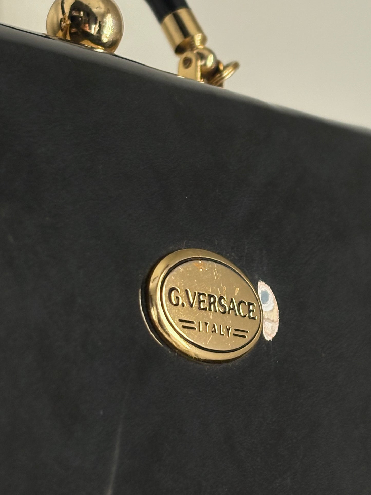 Vintage Gianni Versace juodas lakinis rankinukas