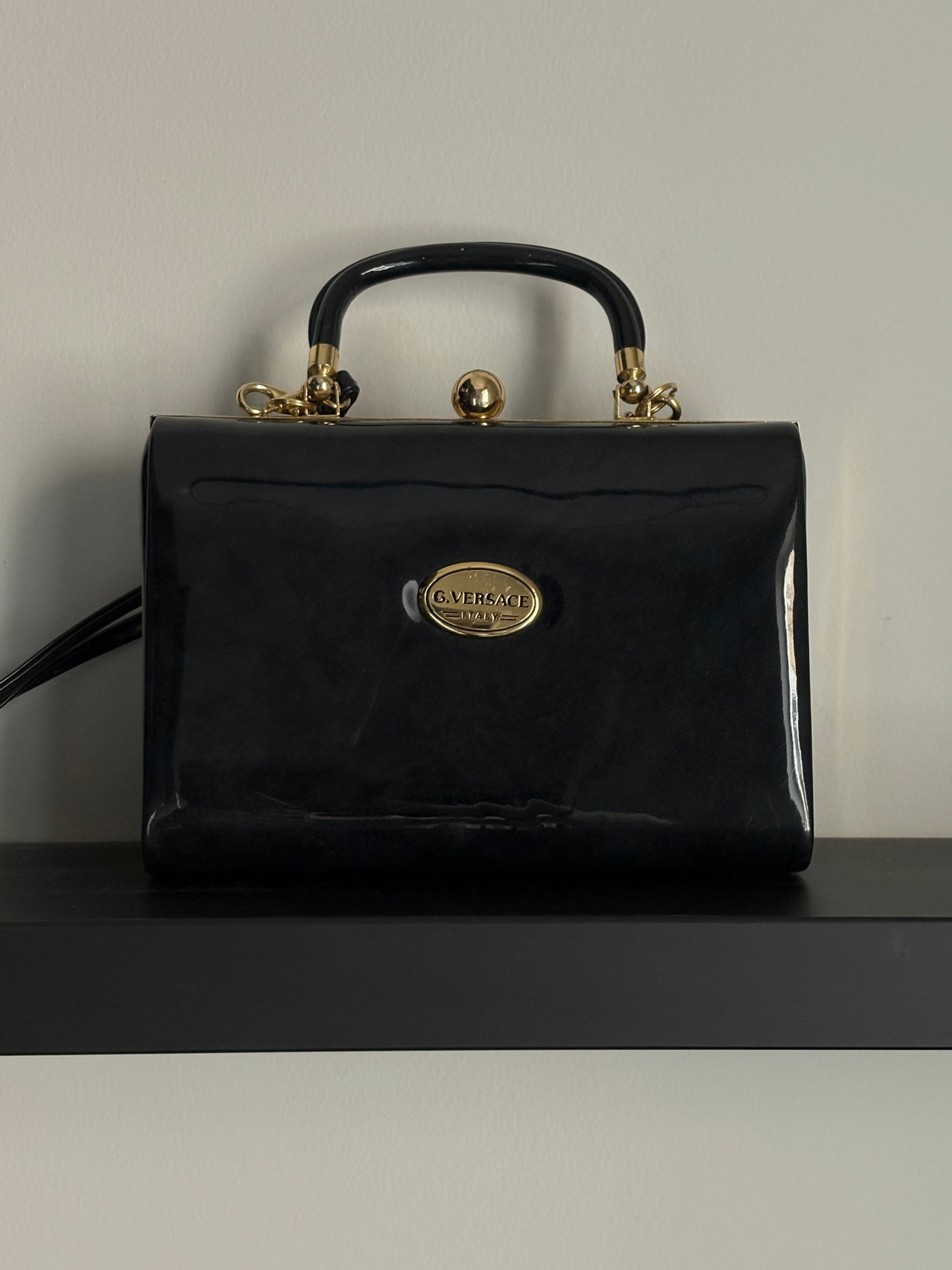 Vintage Gianni Versace juodas lakinis rankinukas